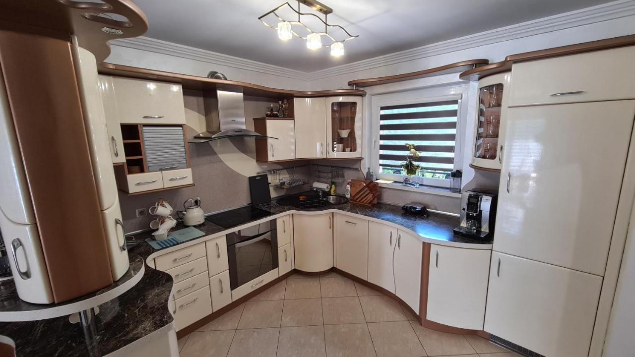 Apartament Deluxe 2 Oświęcim Esterno foto